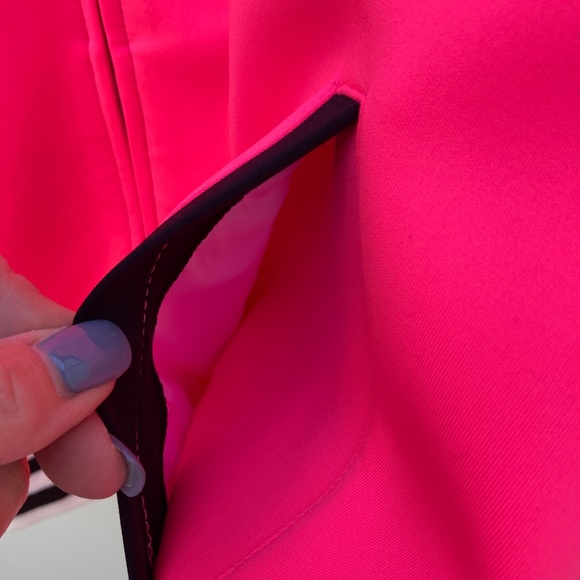 Juicy Couture Hot Pink/Black/White Jacket – Medium – Mint Condition - Picture 6 of 8